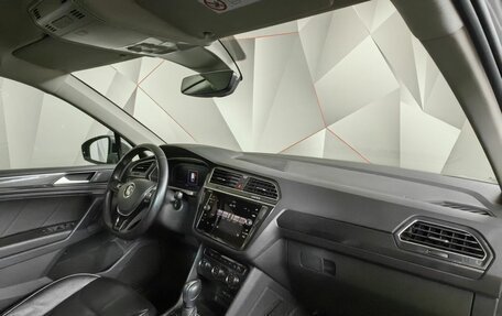 Volkswagen Tiguan II, 2019 год, 2 365 000 рублей, 13 фотография