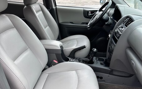 Hyundai Santa Fe III рестайлинг, 2005 год, 720 000 рублей, 21 фотография