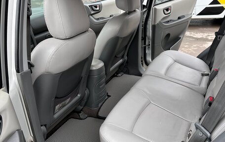 Hyundai Santa Fe III рестайлинг, 2005 год, 720 000 рублей, 27 фотография