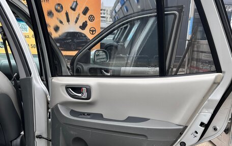 Hyundai Santa Fe III рестайлинг, 2005 год, 720 000 рублей, 33 фотография