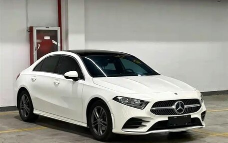 Mercedes-Benz A-Класс, 2022 год, 2 370 000 рублей, 3 фотография