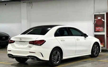 Mercedes-Benz A-Класс, 2022 год, 2 370 000 рублей, 5 фотография