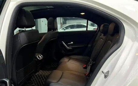 Mercedes-Benz A-Класс, 2022 год, 2 370 000 рублей, 9 фотография