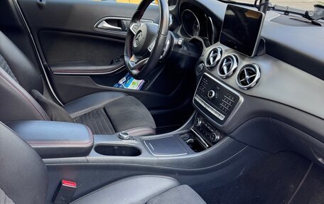 Mercedes-Benz GLA, 2019 год, 3 700 000 рублей, 22 фотография