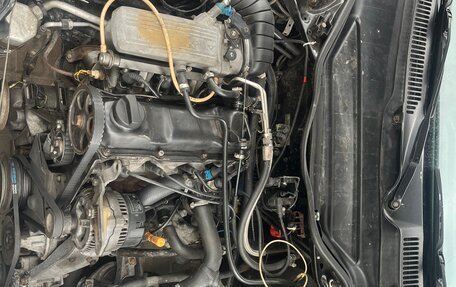 Audi A6, 1995 год, 350 000 рублей, 10 фотография