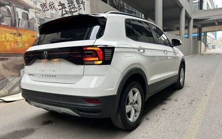 Volkswagen T-Cross I, 2022 год, 1 845 000 рублей, 4 фотография