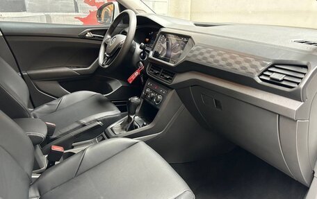 Volkswagen T-Cross I, 2022 год, 1 845 000 рублей, 9 фотография