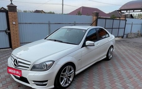 Mercedes-Benz C-Класс, 2012 год, 1 700 000 рублей, 4 фотография