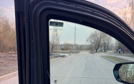 Cadillac Escalade V, 2022 год, 25 000 000 рублей, 18 фотография