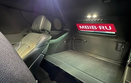 Cadillac Escalade V, 2022 год, 25 000 000 рублей, 15 фотография