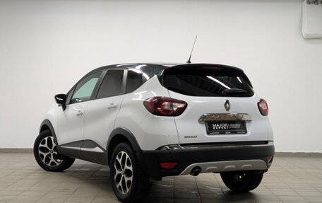 Renault Kaptur I рестайлинг, 2018 год, 1 320 000 рублей, 22 фотография