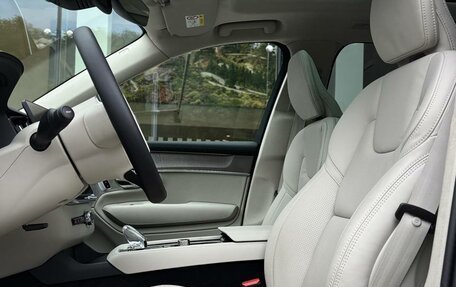 Volvo XC90 II рестайлинг, 2025 год, 12 575 000 рублей, 10 фотография