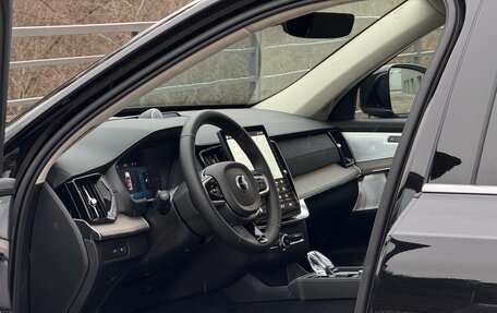 Volvo XC90 II рестайлинг, 2025 год, 13 200 000 рублей, 11 фотография