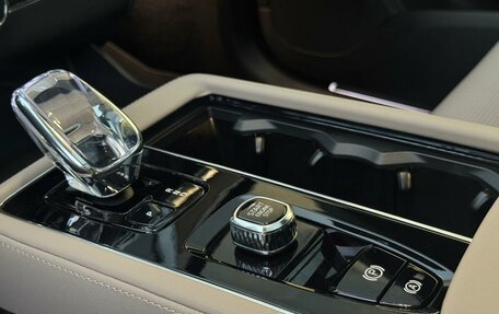 Volvo XC90 II рестайлинг, 2025 год, 12 990 000 рублей, 18 фотография