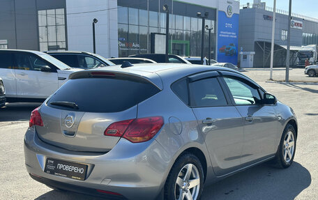 Opel Astra J, 2010 год, 720 000 рублей, 9 фотография