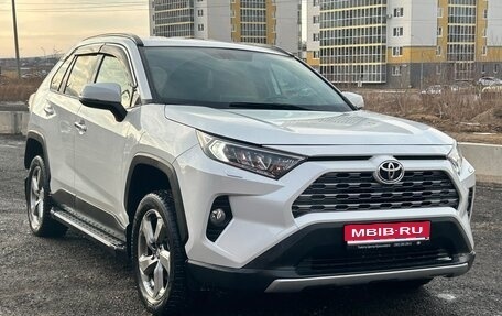 Toyota RAV4, 2020 год, 3 090 000 рублей, 1 фотография