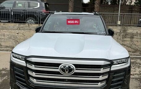 Toyota Land Cruiser, 2023 год, 11 000 000 рублей, 3 фотография