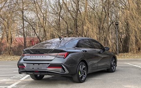 Hyundai Elantra, 2023 год, 1 790 000 рублей, 3 фотография