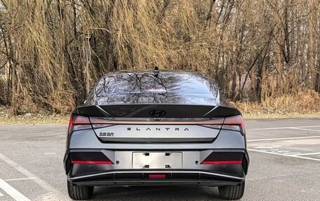 Hyundai Elantra, 2023 год, 1 790 000 рублей, 8 фотография