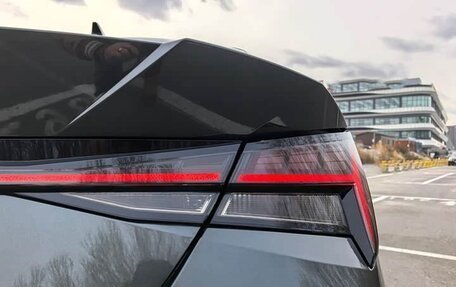 Hyundai Elantra, 2023 год, 1 790 000 рублей, 9 фотография