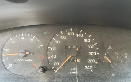 Mazda 626, 1993 год, 110 000 рублей, 6 фотография