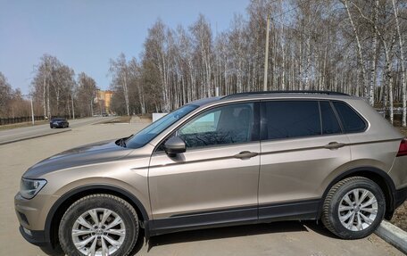 Volkswagen Tiguan II, 2020 год, 2 150 000 рублей, 16 фотография