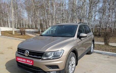 Volkswagen Tiguan II, 2020 год, 2 150 000 рублей, 4 фотография