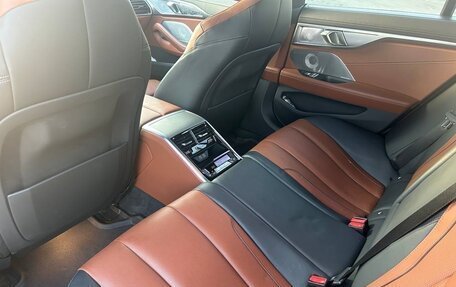 BMW 8 серия, 2021 год, 8 700 000 рублей, 15 фотография