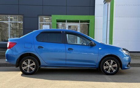 Renault Logan II, 2018 год, 850 000 рублей, 4 фотография