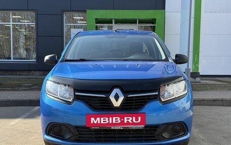 Renault Logan II, 2018 год, 850 000 рублей, 2 фотография