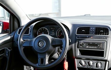 Volkswagen Polo VI (EU Market), 2011 год, 699 000 рублей, 17 фотография