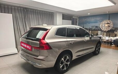 Volvo XC60 II, 2025 год, 5 350 000 рублей, 3 фотография
