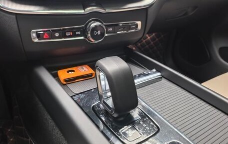 Volvo XC60 II, 2025 год, 5 350 000 рублей, 14 фотография