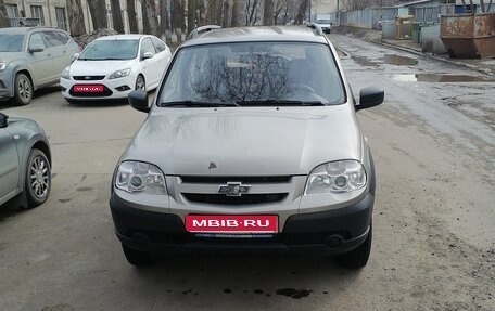 Chevrolet Niva I рестайлинг, 2013 год, 380 000 рублей, 1 фотография