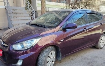 Hyundai Solaris II рестайлинг, 2011 год, 820 000 рублей, 1 фотография