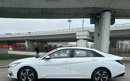 Hyundai Elantra, 2022 год, 1 790 000 рублей, 2 фотография