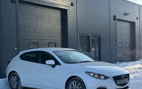 Mazda 3, 2014 год, 1 100 000 рублей, 2 фотография