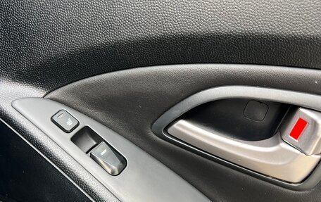 Hyundai ix35 I рестайлинг, 2012 год, 1 050 000 рублей, 8 фотография