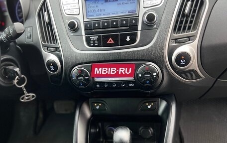 Hyundai ix35 I рестайлинг, 2012 год, 1 050 000 рублей, 10 фотография