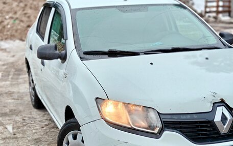 Renault Logan II, 2017 год, 450 000 рублей, 10 фотография