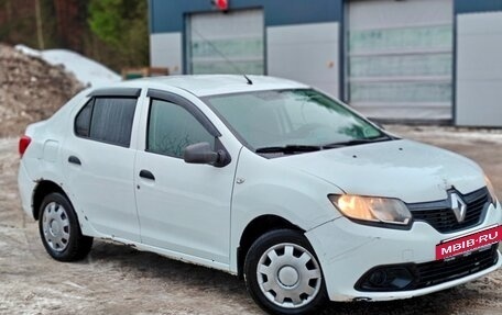 Renault Logan II, 2017 год, 450 000 рублей, 11 фотография