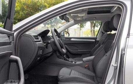 Skoda Superb III рестайлинг, 2025 год, 2 650 000 рублей, 7 фотография