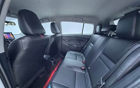 Toyota Yaris Cross, 2023 год, 1 364 000 рублей, 17 фотография