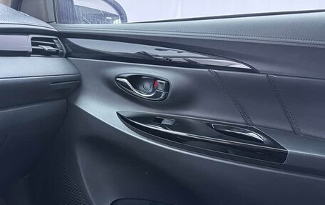 Toyota Yaris Cross, 2023 год, 1 364 000 рублей, 15 фотография