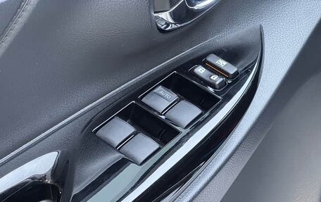 Toyota Yaris Cross, 2023 год, 1 364 000 рублей, 16 фотография