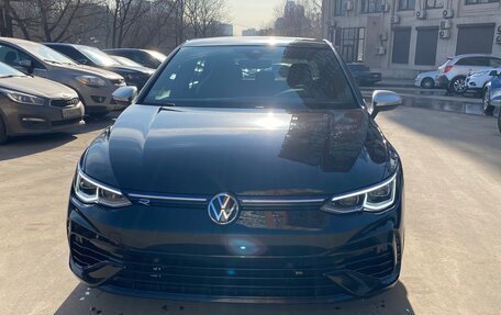 Volkswagen Golf R, 2024 год, 6 500 000 рублей, 3 фотография