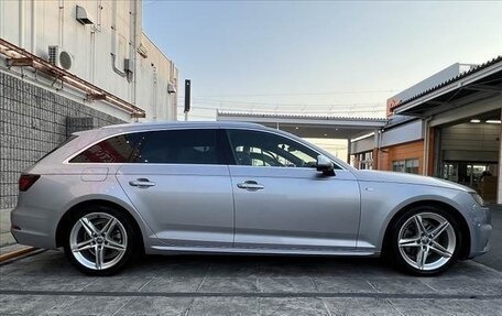 Audi A4, 2018 год, 1 650 000 рублей, 3 фотография