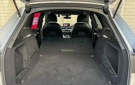 Audi A4, 2018 год, 1 650 000 рублей, 13 фотография