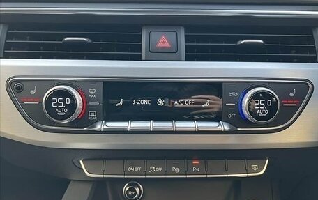 Audi A4, 2018 год, 1 650 000 рублей, 15 фотография