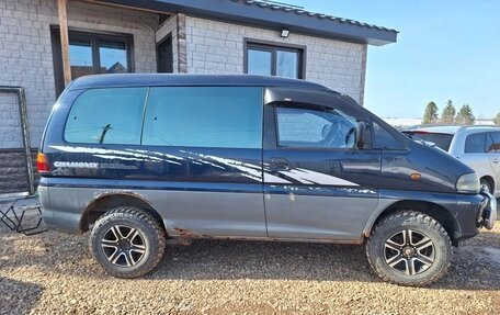 Mitsubishi Delica IV, 1996 год, 500 000 рублей, 2 фотография